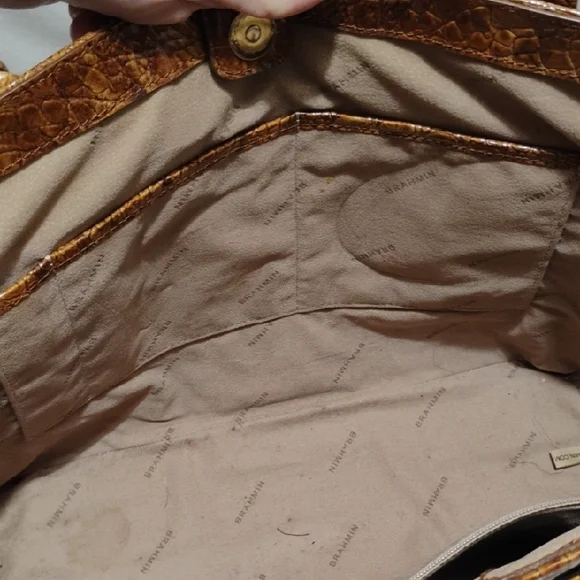 SALE! Auth Brahmin Melbourne Athena Pecan Crocodile Embossed Tote W Attached Bag - Picture 12 of 15